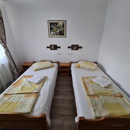 Sandor Panzio Praid Ngoại thất bức ảnh